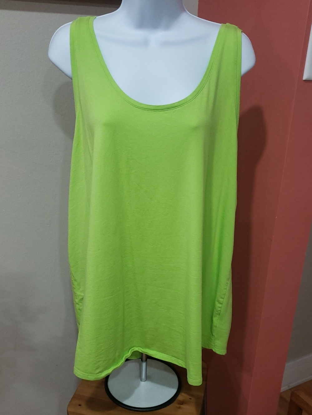 Ava & Viv Neon Green Scoop Neck Top, 2X